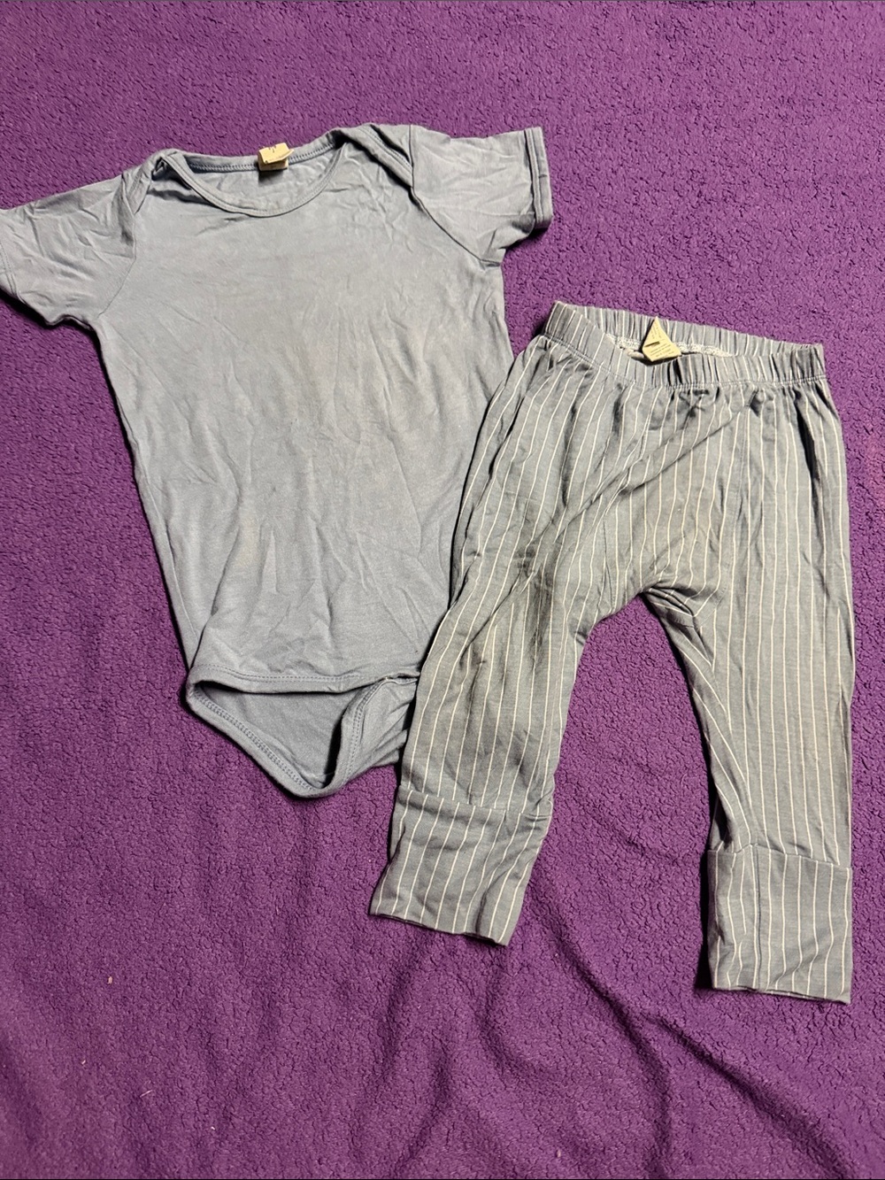kate quinn Gray Pinstripe Leggings - Soft Stretch Knit